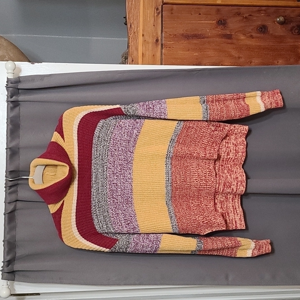 Urban Outfitters Turtleneck Sweater Hiigh-Low Hem Multi-colored Striped Sz S EUC